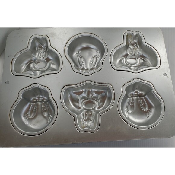 VTG Wilton Looney Tunes Sylvester & Tweety Bird Mini Cake Pan Cupcakes 6 Cavity - Picture 5 of 7